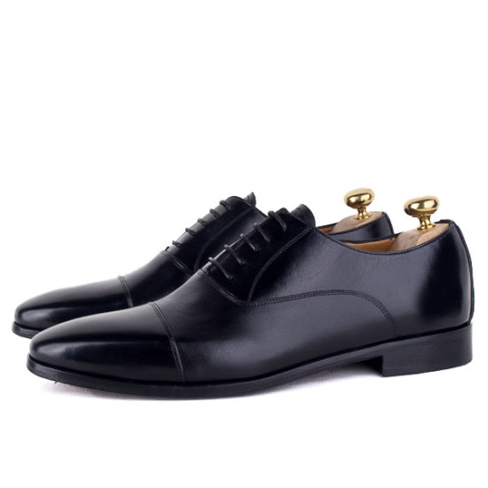 Elegant Men's Black Leather Shoes