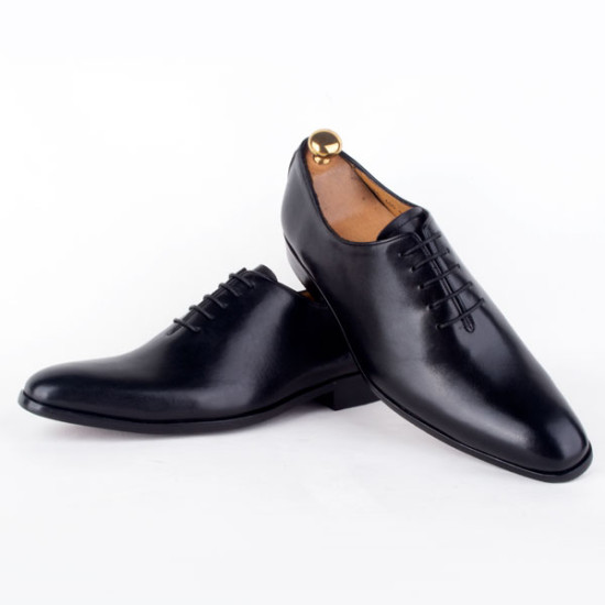 Elegant Men's Black Leather Shoes
